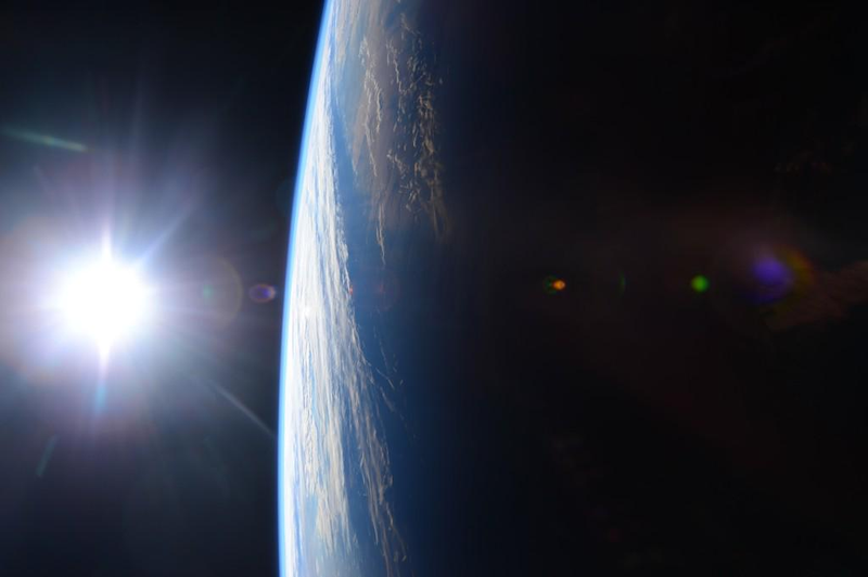 Illustration for article titled Relax In The Simple Beauty Of Our Planet In These Astronaut Photos